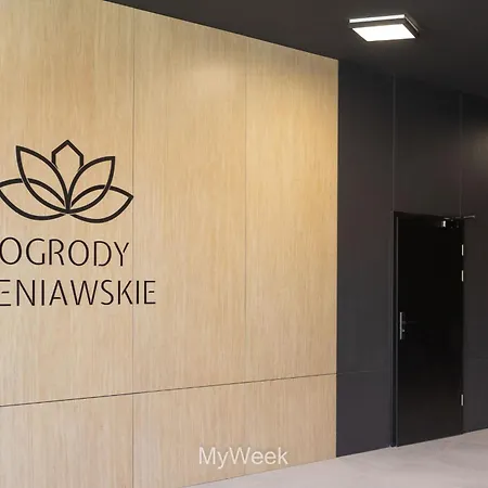 Wood & Sauna Ogrody Pieniawskie, Myweek Apartment