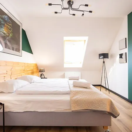 شقة Wood & Sauna Ogrody Pieniawskie, Myweek