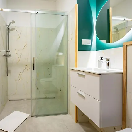 Wood & Sauna Ogrody Pieniawskie, Myweek شقة