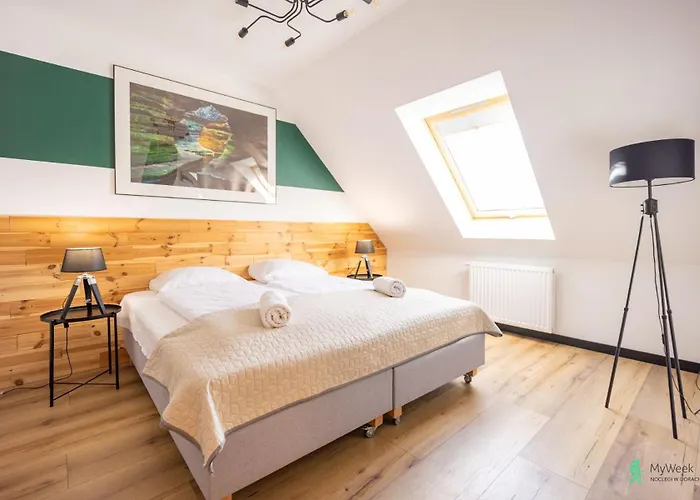 Wood & Sauna Ogrody Pieniawskie, Myweek Апартаменты Поляница-Здруй