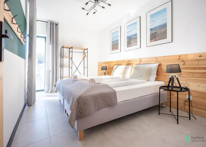 Wood & Sauna Ogrody Pieniawskie, Myweek Поляница-Здруй