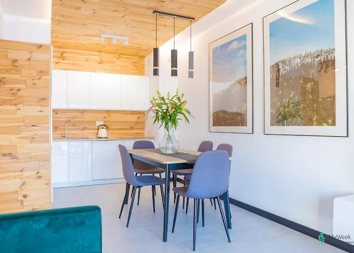 Wood & Sauna Ogrody Pieniawskie, Myweek Поляница-Здруй